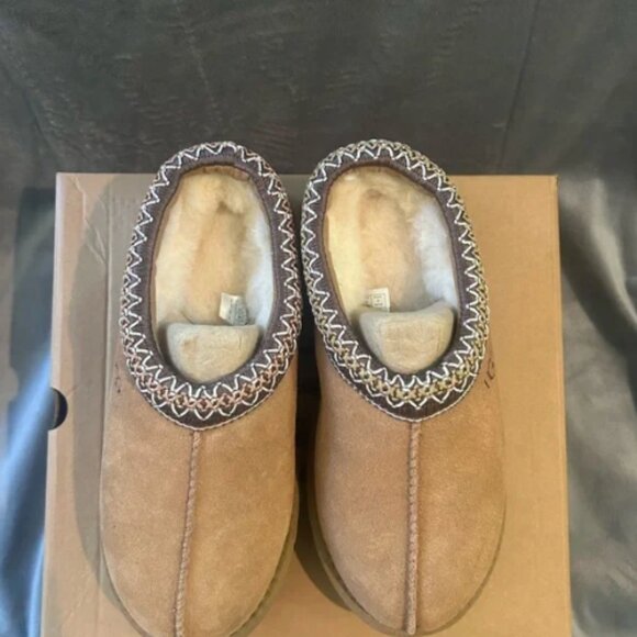 UGG Australia Tasman Chestnut Suede Slipper - Picture 4 of 6